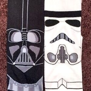 Disney exclusive Darth Vader / Stormtrooper unisex socks.